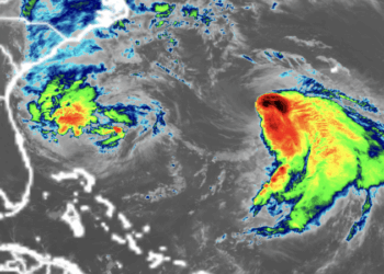 Imelda strengthens as US coast feels impacts. Bermuda prepares for twin storms