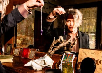 Inside the chilling séance that keeps selling out at L.A.’s Heritage Square