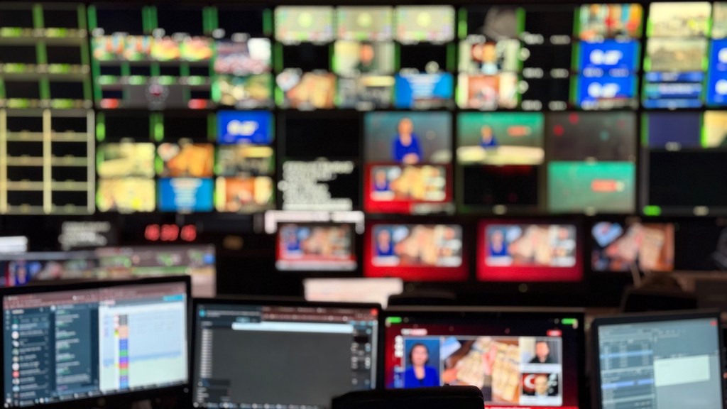 Kimmel Is Back, But Not Everywhere: How Long Can Nexstar & Sinclair Keep Him Sidelined And What Are ABC’s Options?