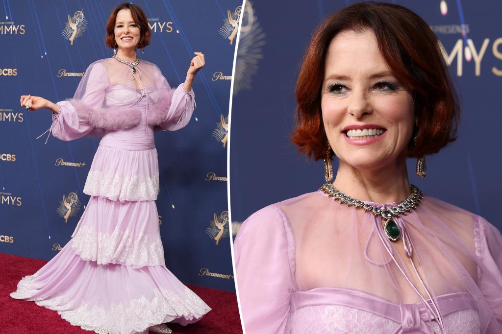 Parker Posey dazzles in 45-carat emerald necklace at Emmys 2025