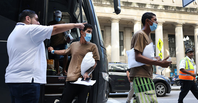 Report: Hundreds of Migrants Self-Deporting from Chicago