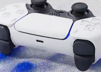 Rumor Says the Next PS5 DualSense Might Finally Have a Removable Battery