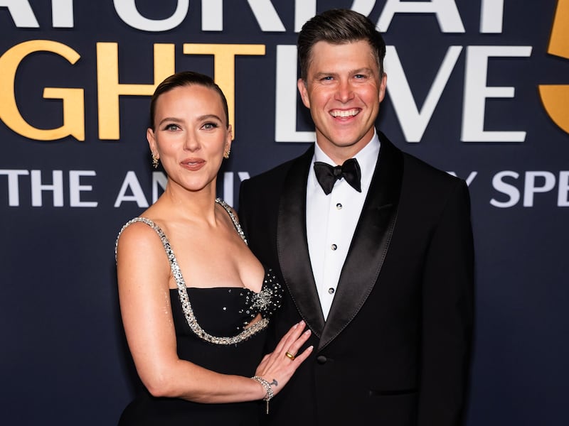 NEW YORK, NEW YORK - FEBRUARY 16: Scarlett Johansson (L) and Colin Jost attend the SNL50: The Anniversary Special at 30 Rockefeller Center on February 16, 2025 in New York City. (Photo by TheStewartofNY/WireImage)