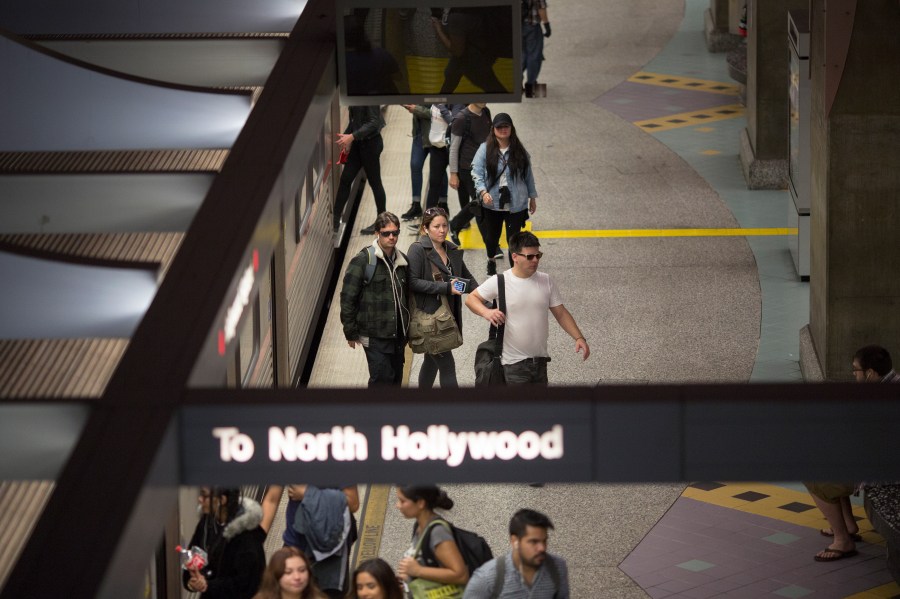 Tap-to-exit program returning to LA Metro’s North Hollywood station