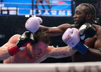 Terence Crawford Vs. Canelo Alvarez Rakes In 41.4M Viewers On Netflix