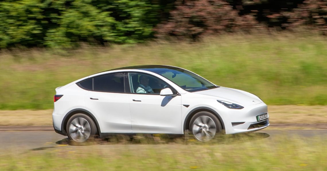 Tesla Bros Attempt Coast-to-Coast Trip in Self-Driving Mode, Crash Right Away