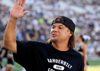 Theo Von succeeds: DHS takes down a video using an unauthorized clip of the comic