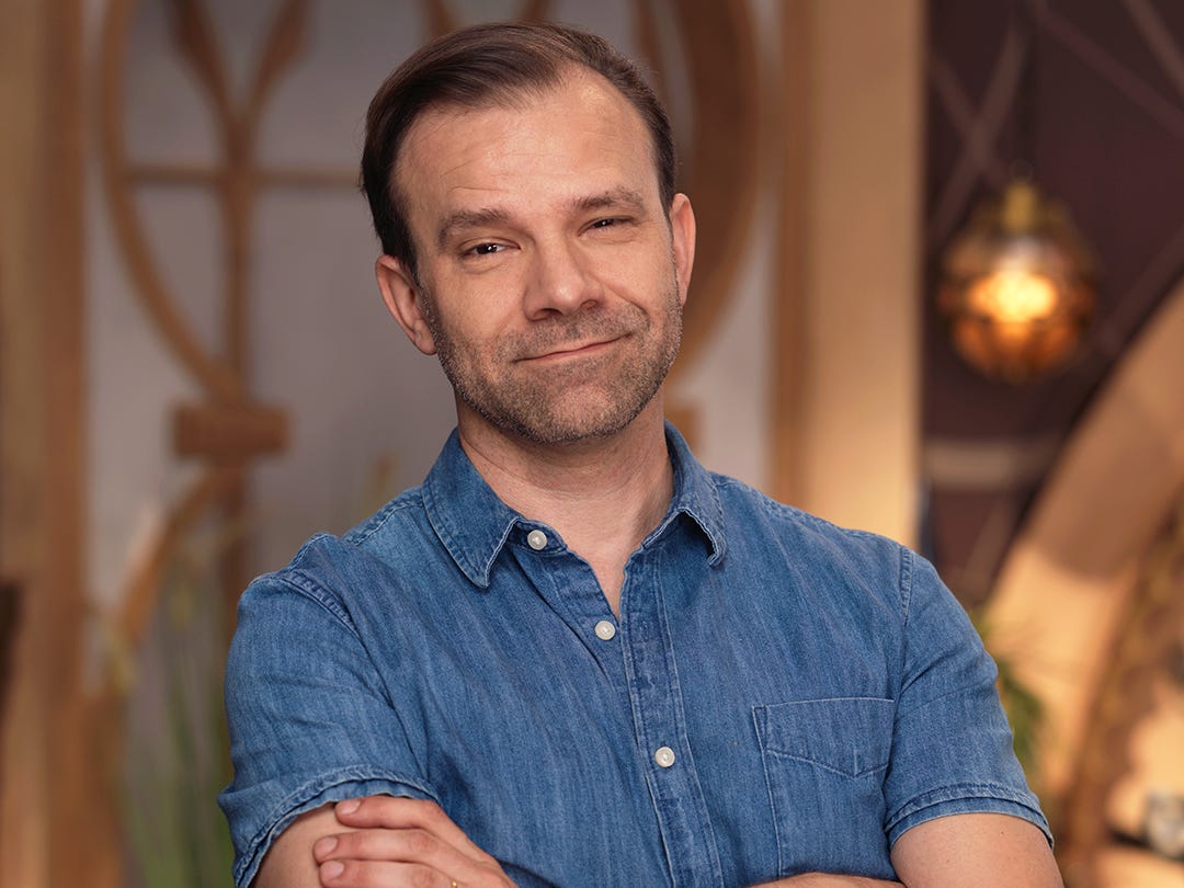 A headshot of Critical Role's Liam O'Brien.