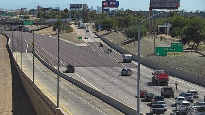 Part of Interstate 10 closed briefly after midday crash in west Phoenix