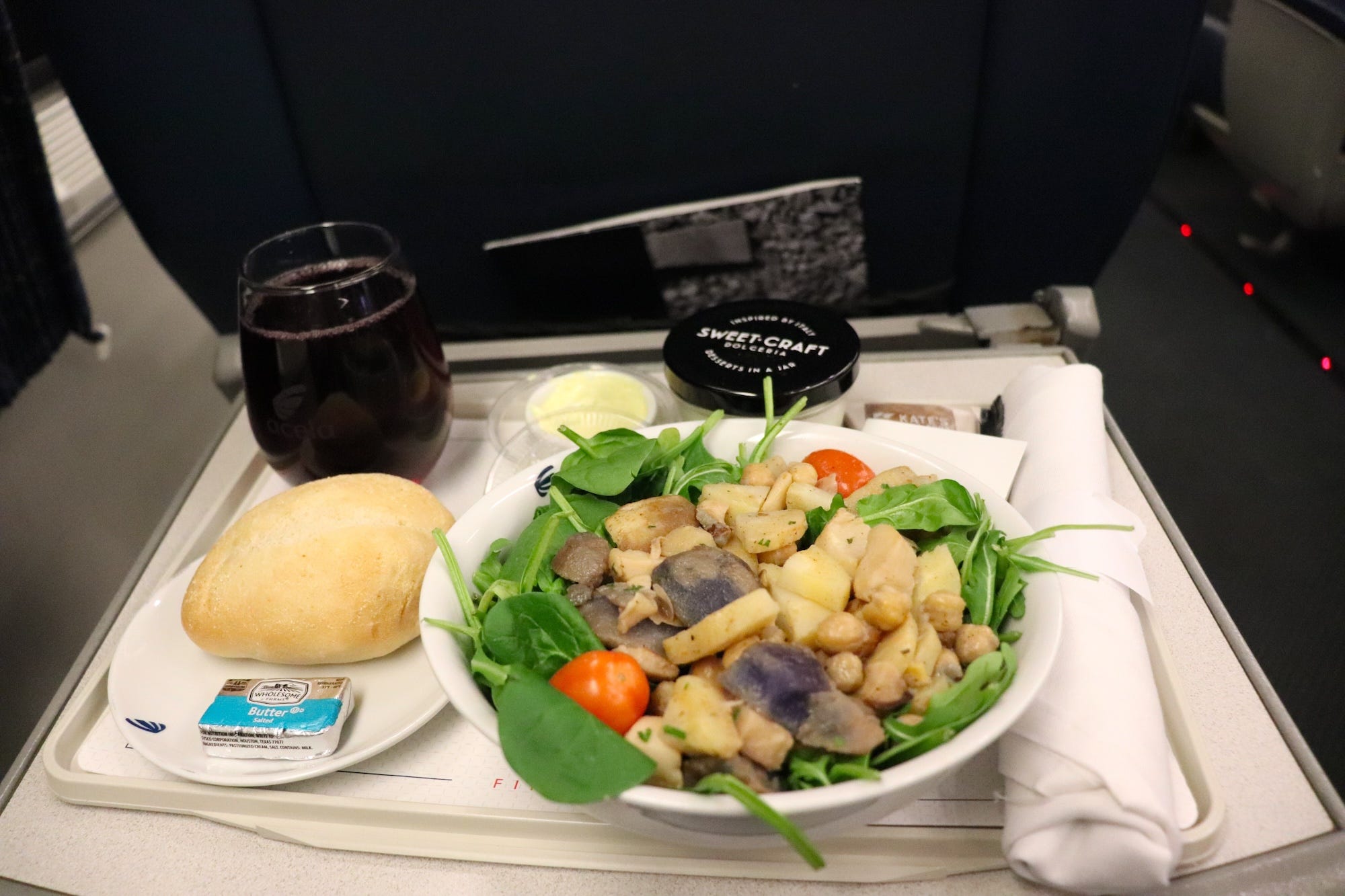A first-class meal on Amtrak.