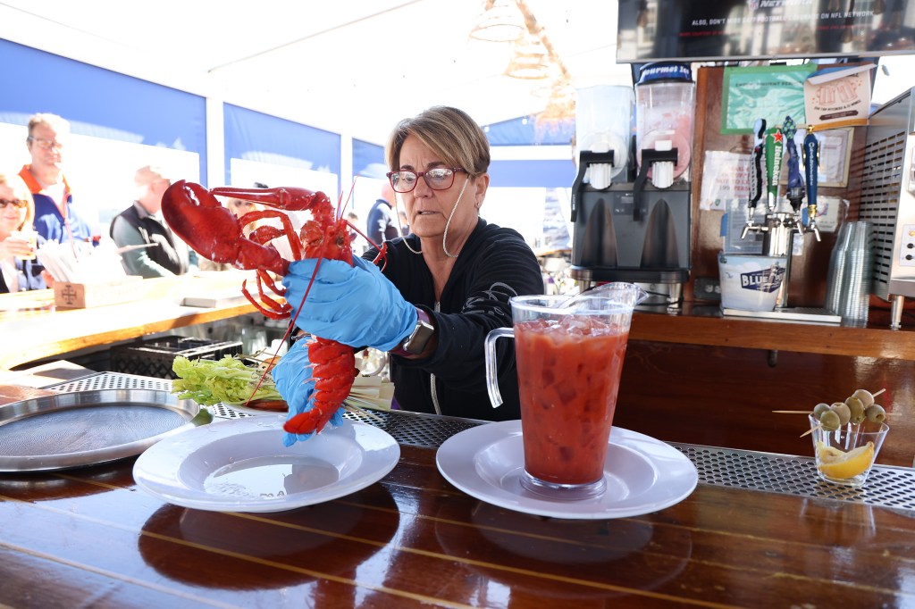 Claudio's GM Jeannie Dohren prepares their lobster Bloody Mary