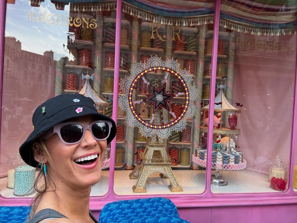 Blake Lively and her kids have an epic day in Orlando, Fla., at the Universal Epic Universe.
