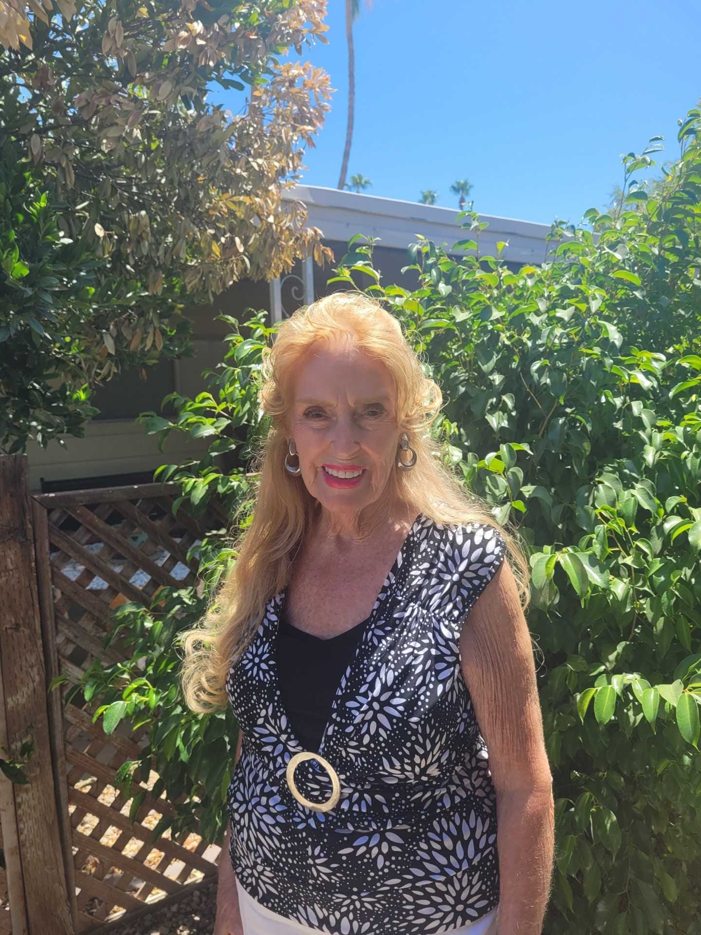 Phyllis Miller