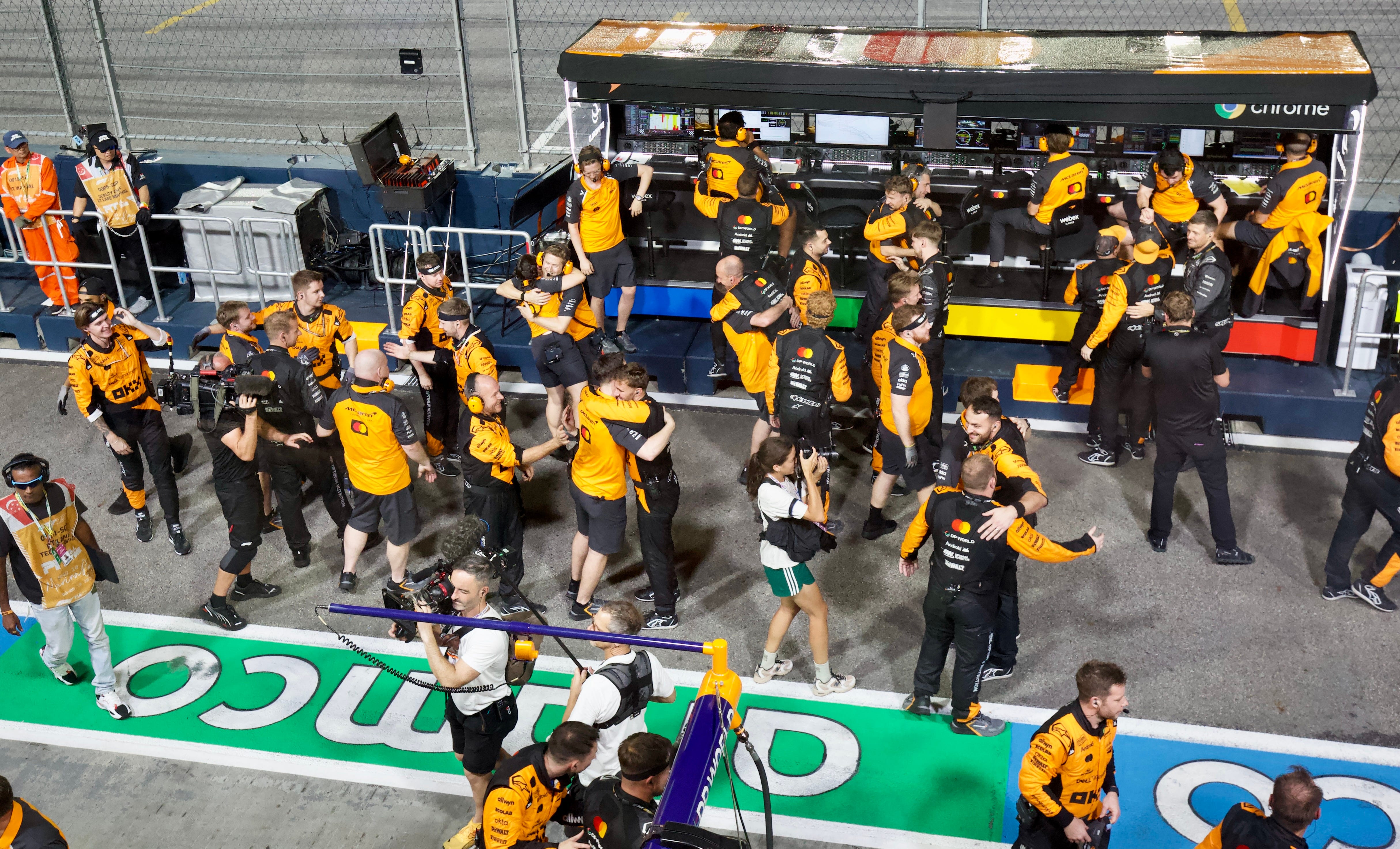 McLaren's crew celebrated after winning the Constructors' Championship.