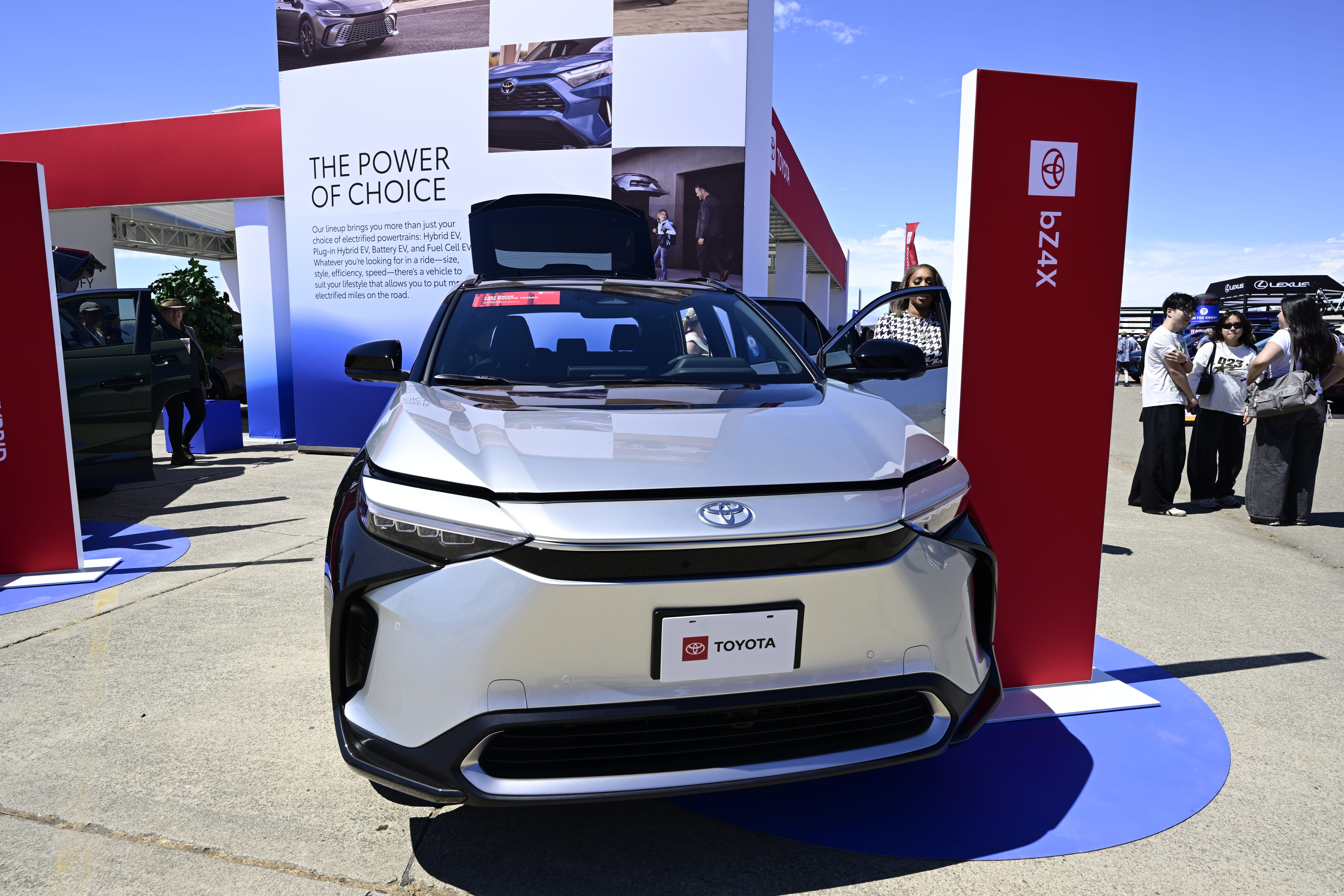 Toyota bZ