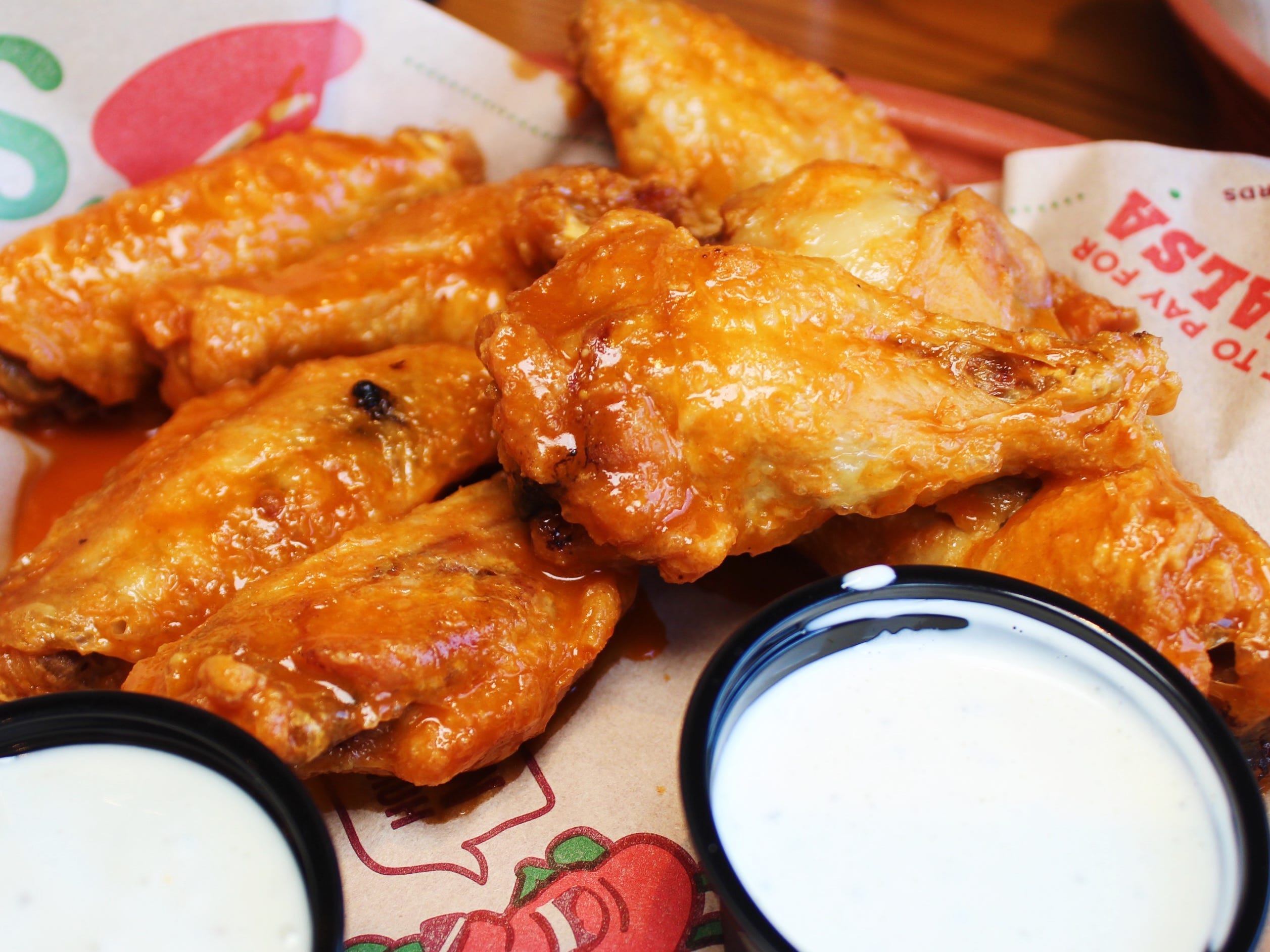 chilis grill and bar buffalo wings