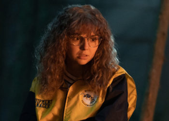 ‘Yellowjackets’ Star Samantha Hanratty Shares Tearful Reaction To Series End, Teases “Incredibly Amazing” Final Season