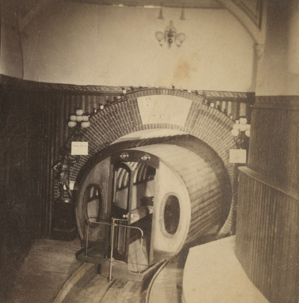 A stereoscopic photograph of the Beach Pneumatic Railway.