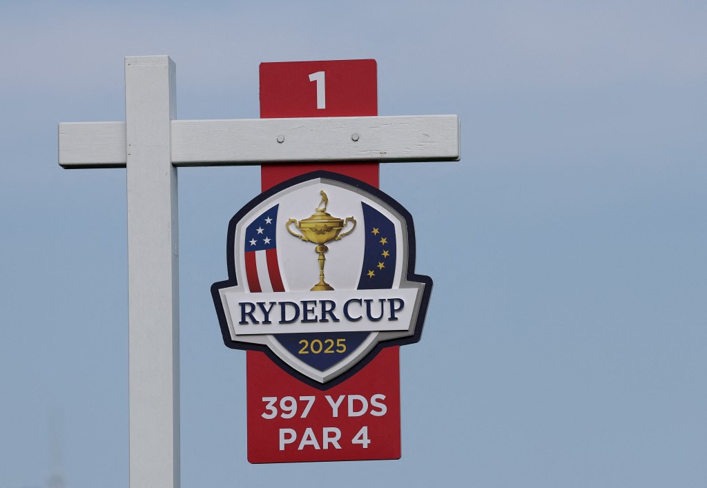 General view of a sign post with the Ryder Cup logo on the 1st hole.