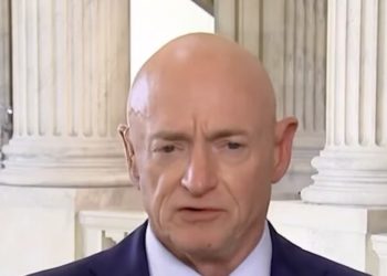 Mark Kelly: Trump Should Get a ‘Lot of Credit’ for Peace Deal in Gaza