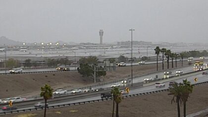Delays affecting Phoenix Sky Harbor after ground stop due to thunderstorms