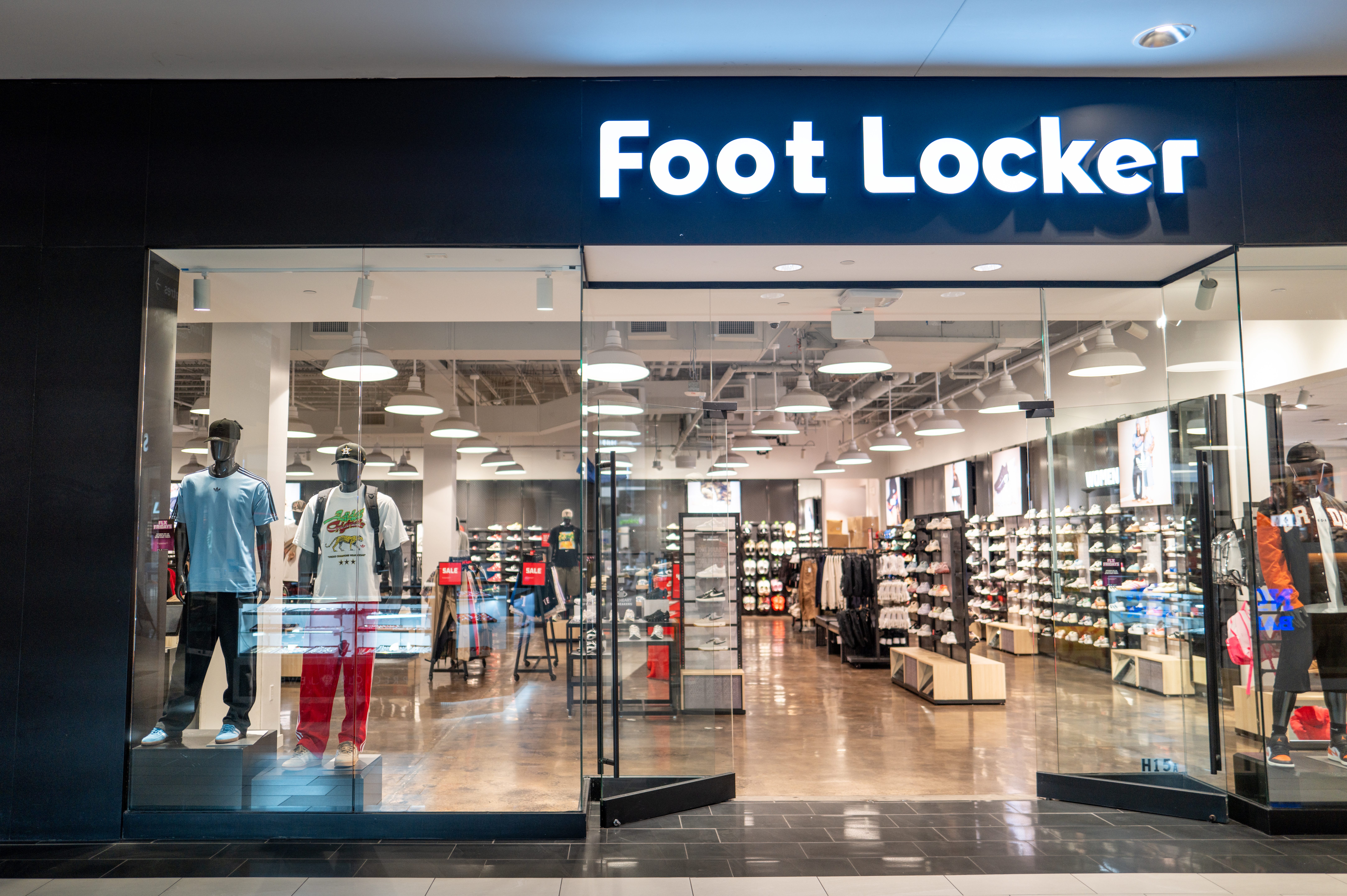 Foot Locker storefront