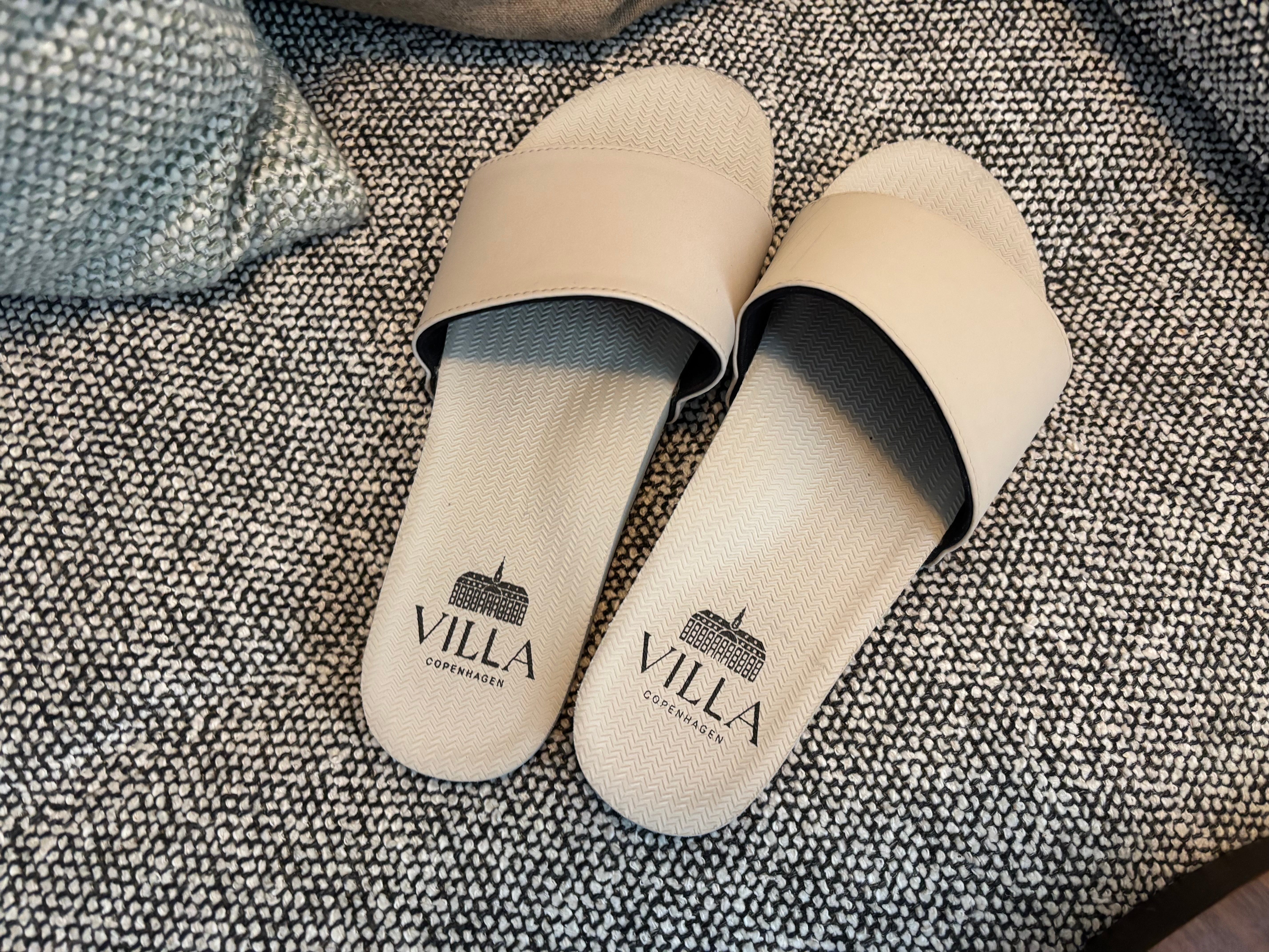 A pair of slides that say