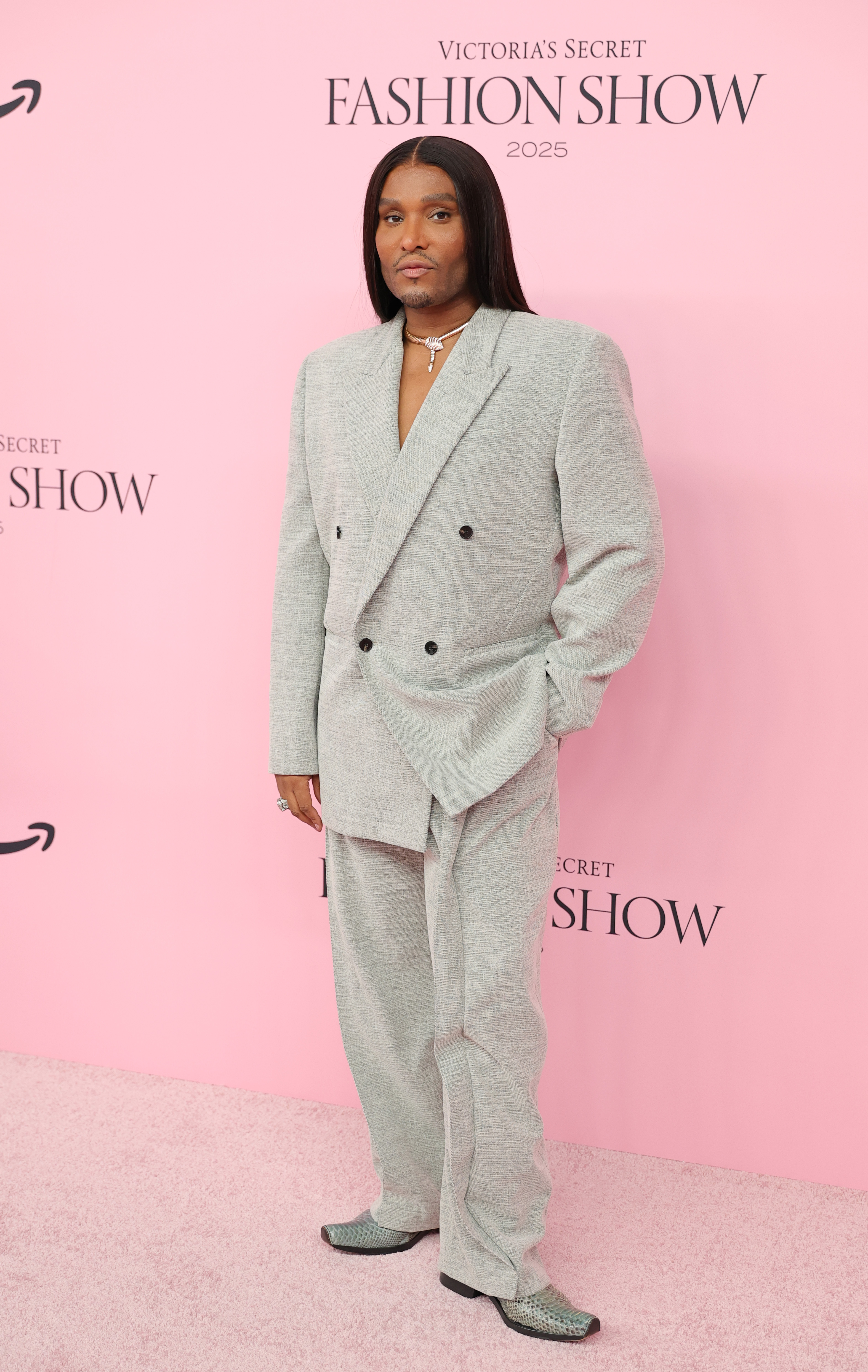 Law Roach, Victoria's Secret Fashion Show 2025 red carpet