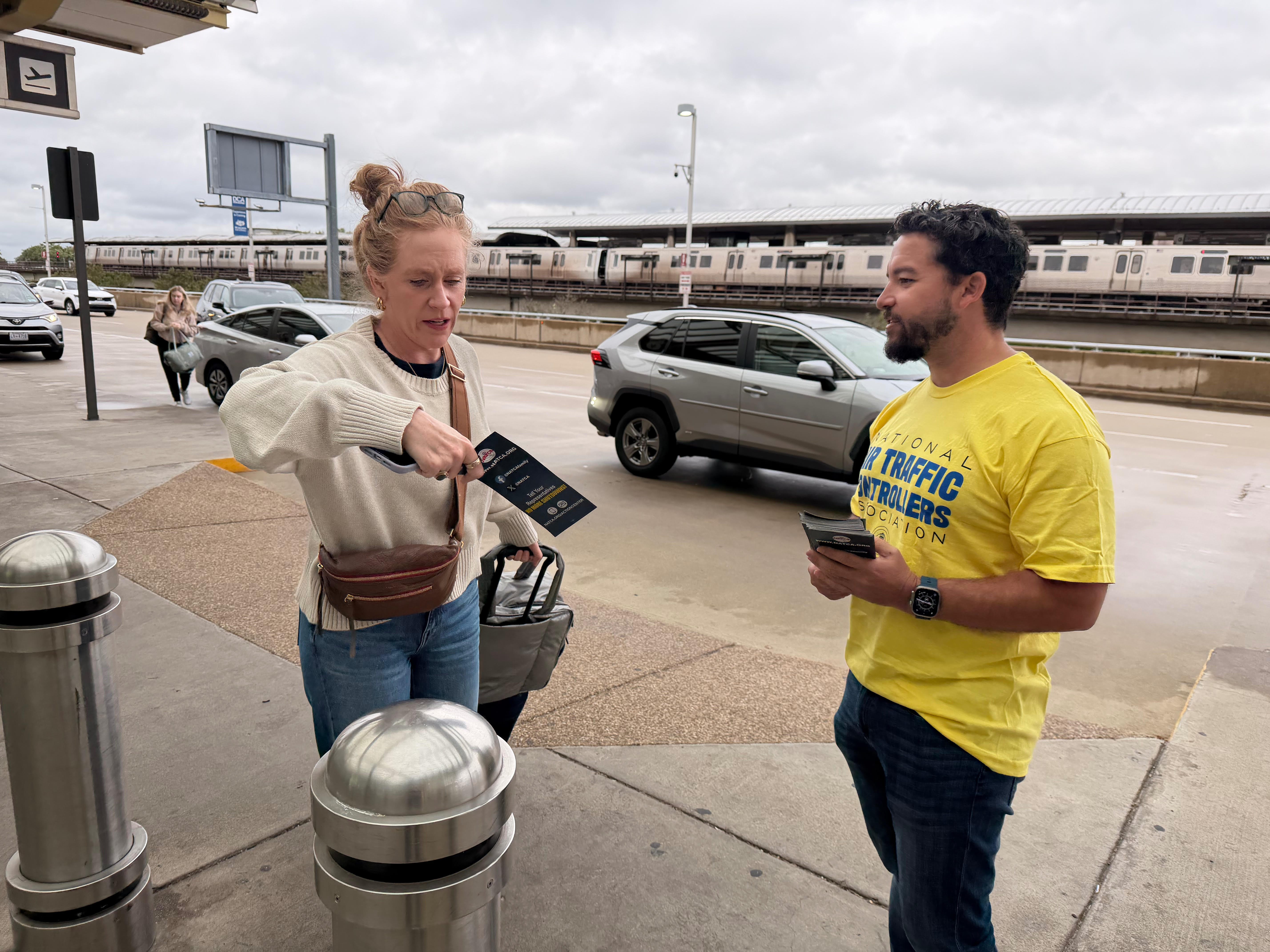 NATCA members leafleting outside an airport.