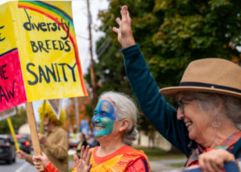 Gran-Tifa: Boomer Resistance Activists Out in Large Numbers at ‘No Kings’ Rally