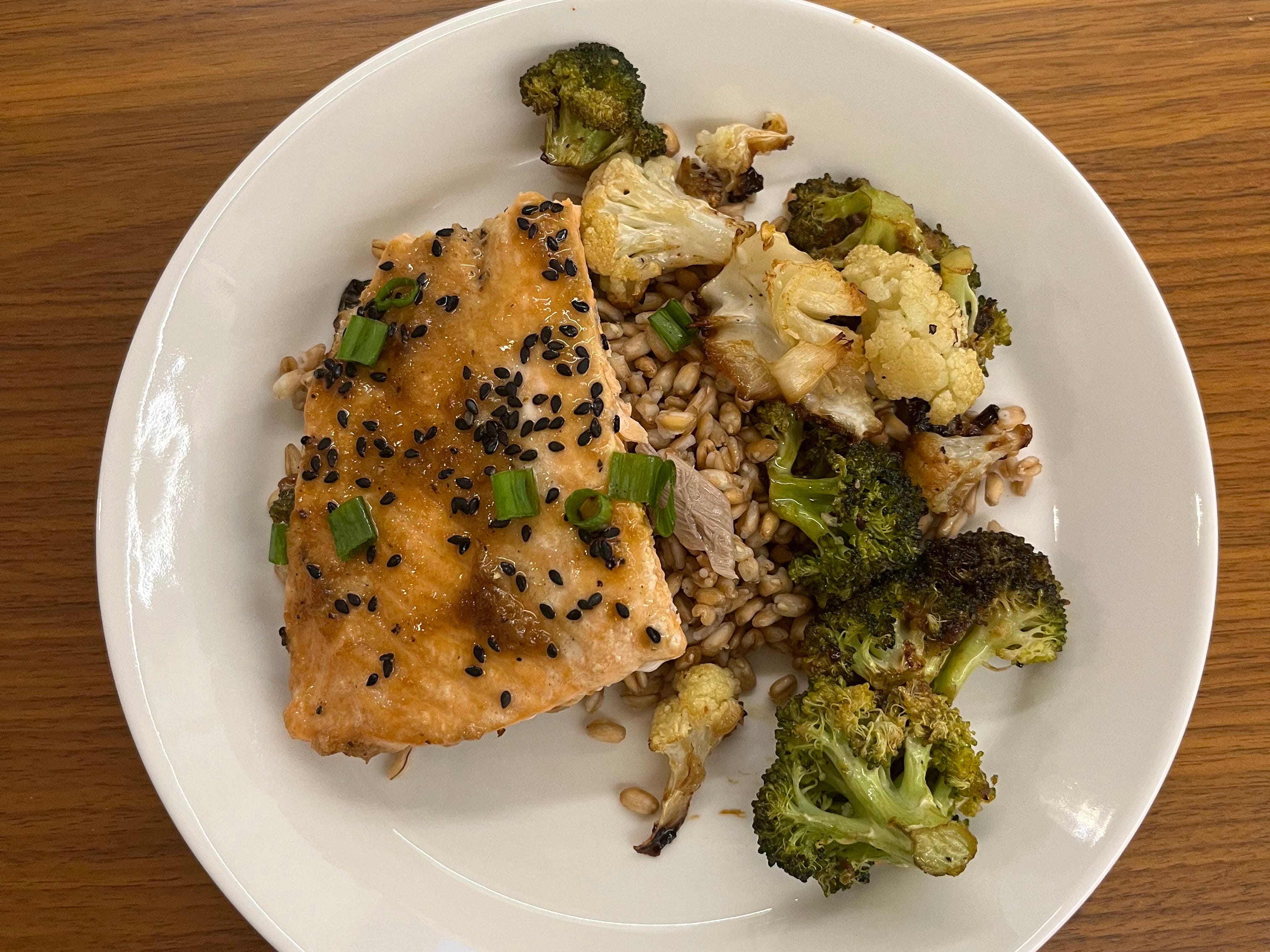 Salmon with broccoli and farro