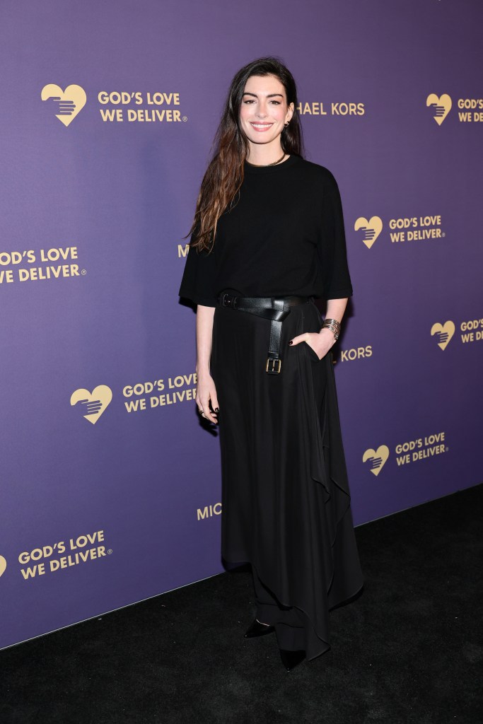 Honoree Anne Hathaway attends the God’s Love We Deliver Golden Heart Awards
