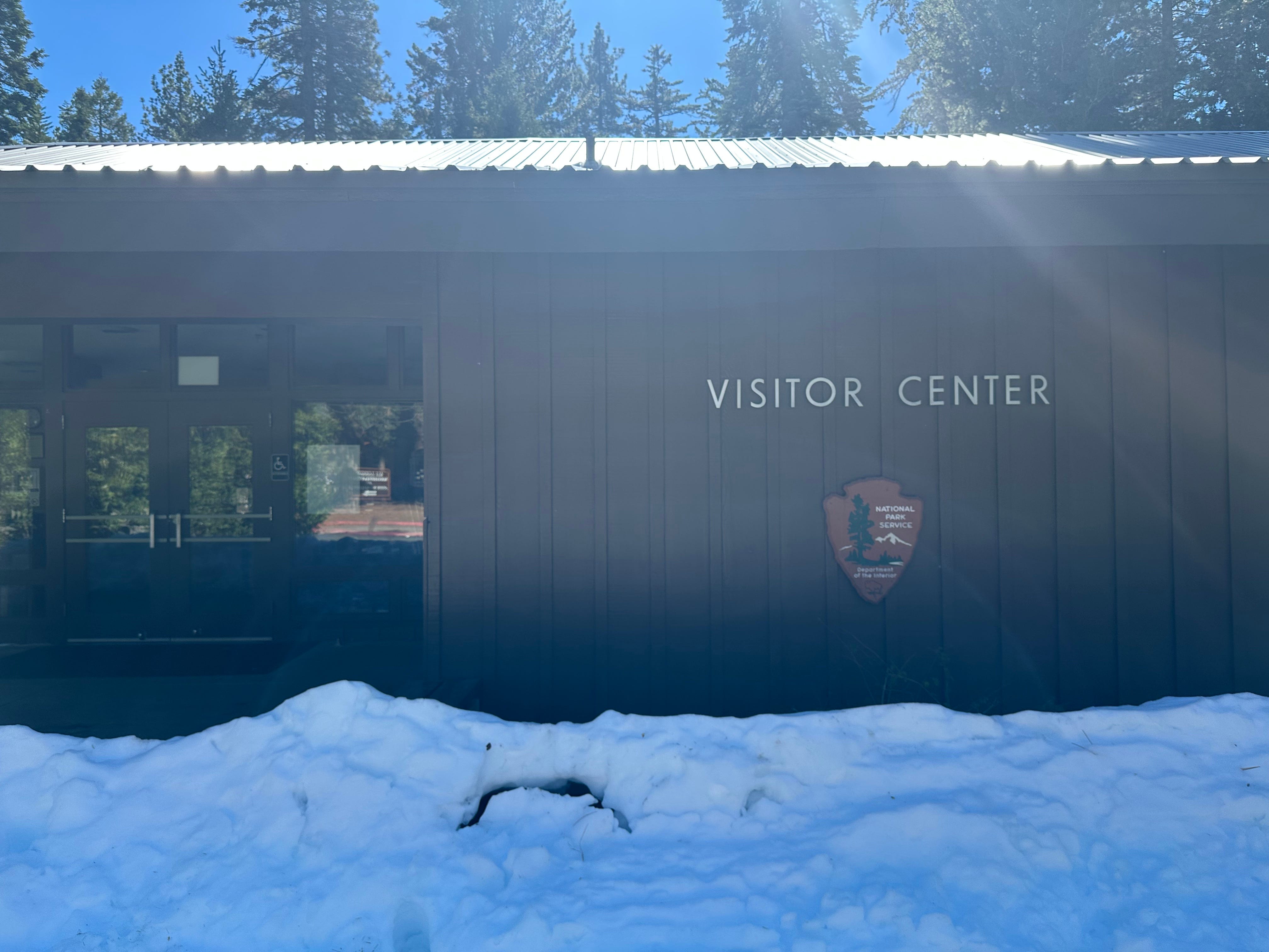Kings Canyon Visitor Center exterior.