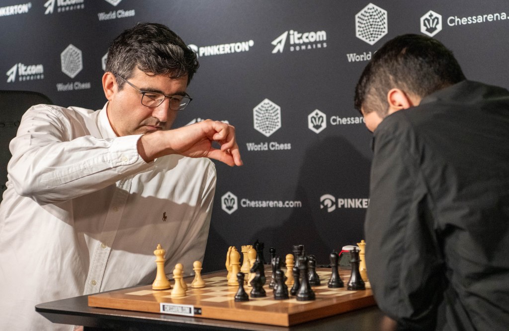 Chess Grandmasters Vladimir Kramnik and José Martínez Alcántara face off at the World Chess Clash of Blames tournament.