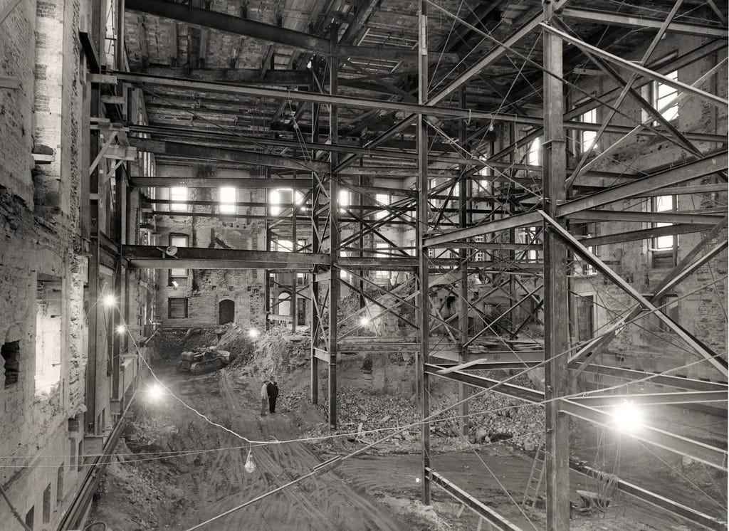 Construction work on the White House.