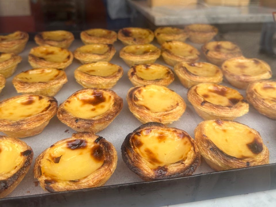 Pastel de natas on tray