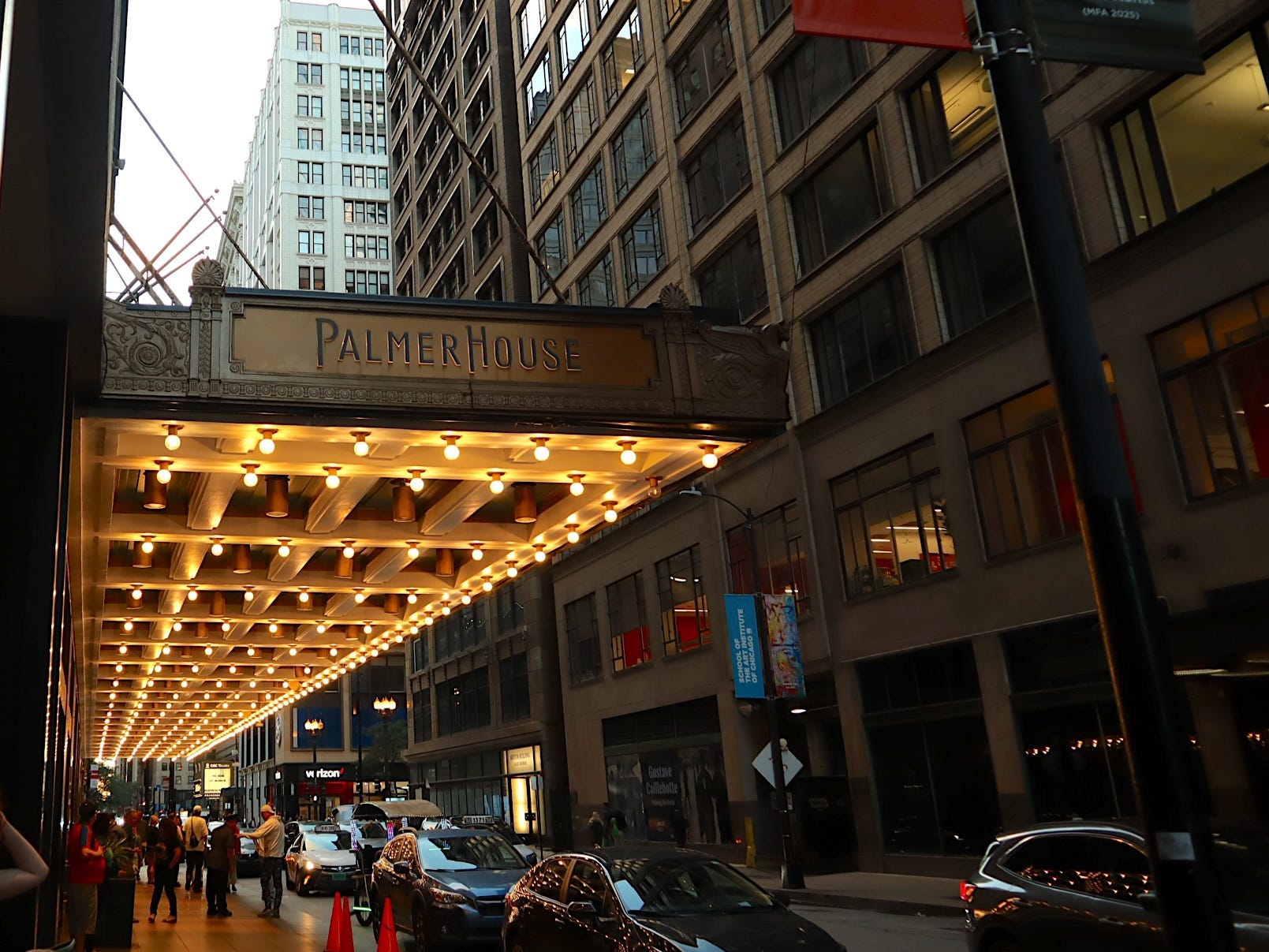 palmer house chicago outside