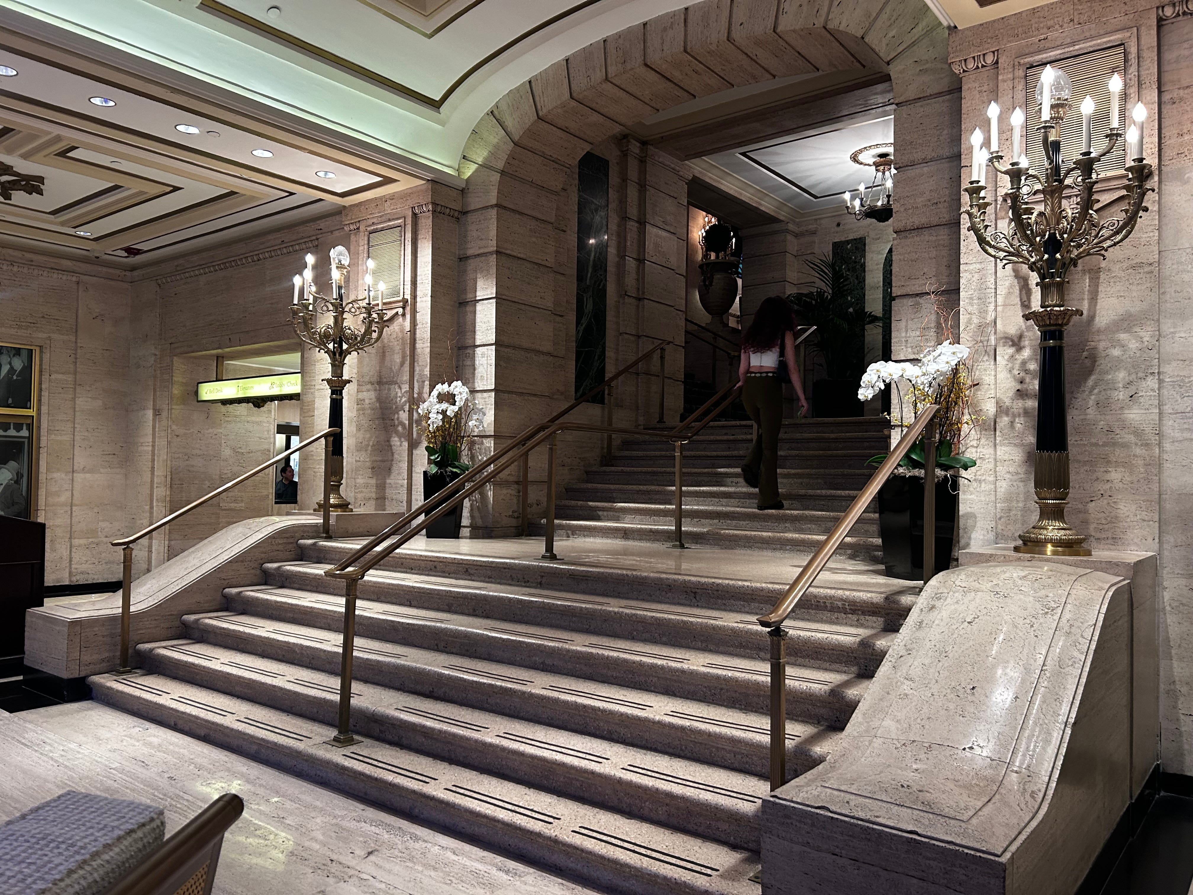 marble entryway palmer house chicago