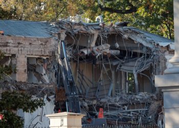 Trump Cranks Up His White House Destruction Job as Backlash Rages