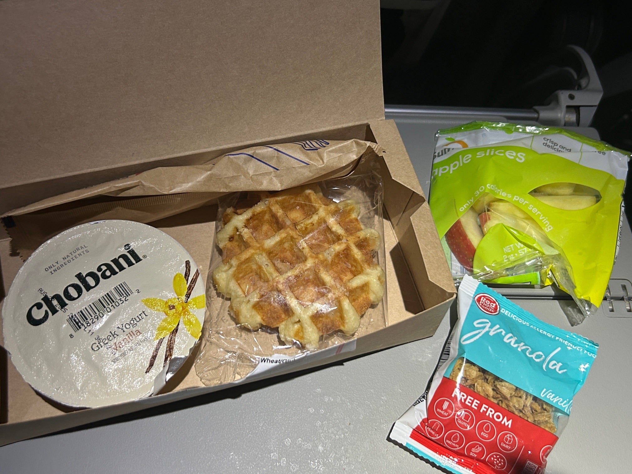 Free breakfast for American Airlines basic economy