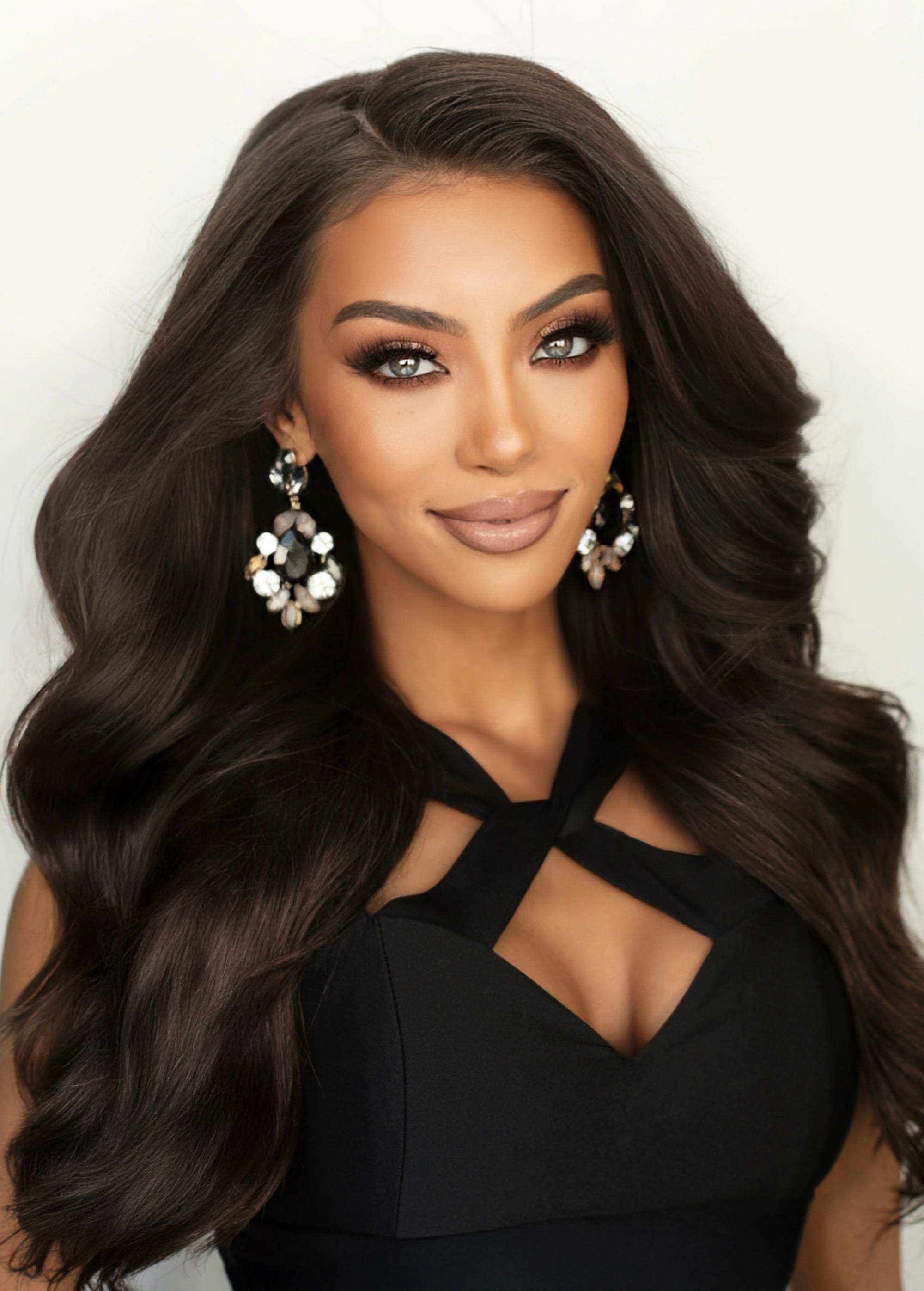 A headshot of Miss Arizona 2025 Elexes Richardson.