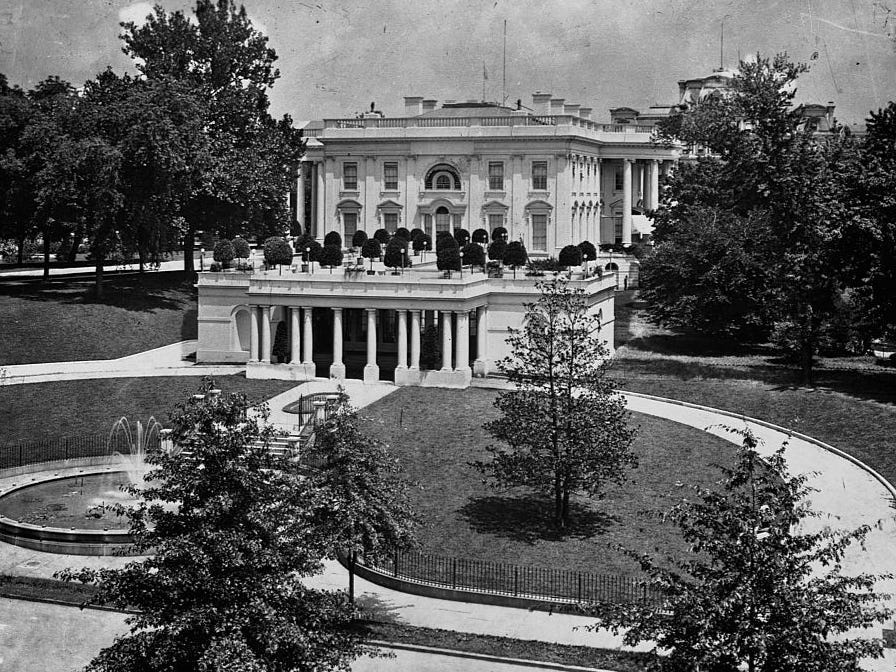 A fountain outside the newly constructed East Wing of the White House in 1902.