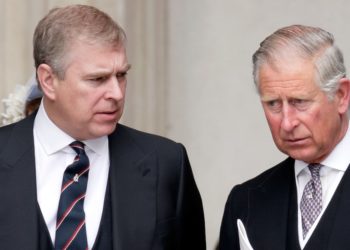 Desperate King Charles’ Aides Blame Queen Elizabeth For Andrew Crisis