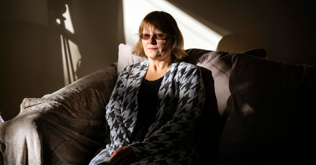 ‘No Idea How Long People Can Hold Out’: Federal Workers Feel Brunt of Shutdown