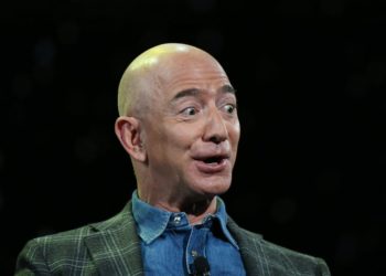Bezos’ Wapo Praises Trump’s White House Teardown