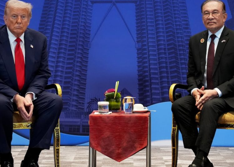 Trump, 79, Flashes Cankles at Summit With Asian Leaders