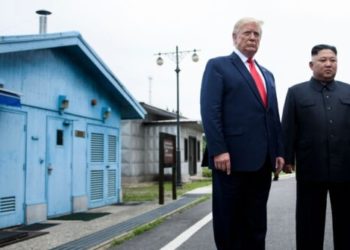 Trump Says He Would ‘Love to Meet’ Kim Jong-un While in Asia