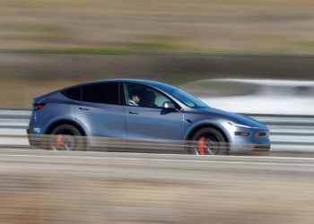 Tesla revives ‘Mad Max’ mode in Full Self-Driving