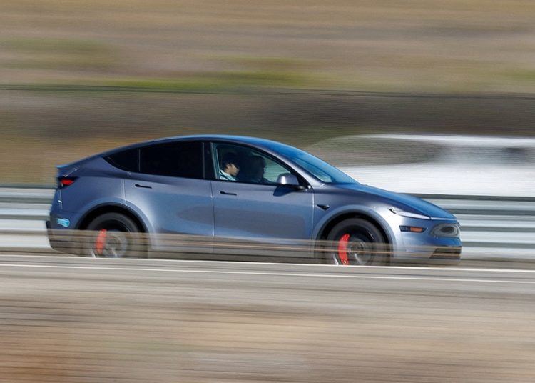 Tesla revives ‘Mad Max’ mode in Full Self-Driving