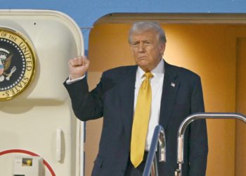 Vain Trump Wins Totally Worthless Promise During Japan Visit